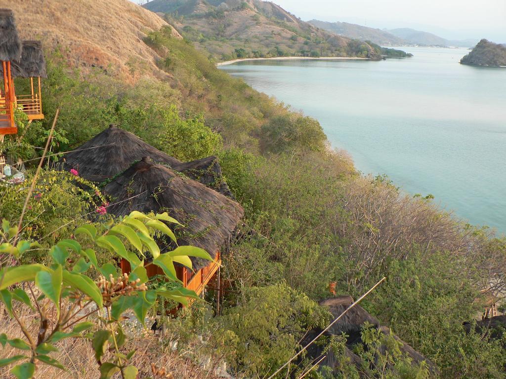 Waecicu Eden Beach Hotel Labuan Bajo Eksteriør bilde