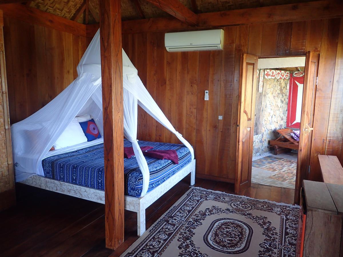 Waecicu Eden Beach Hotel Labuan Bajo Eksteriør bilde