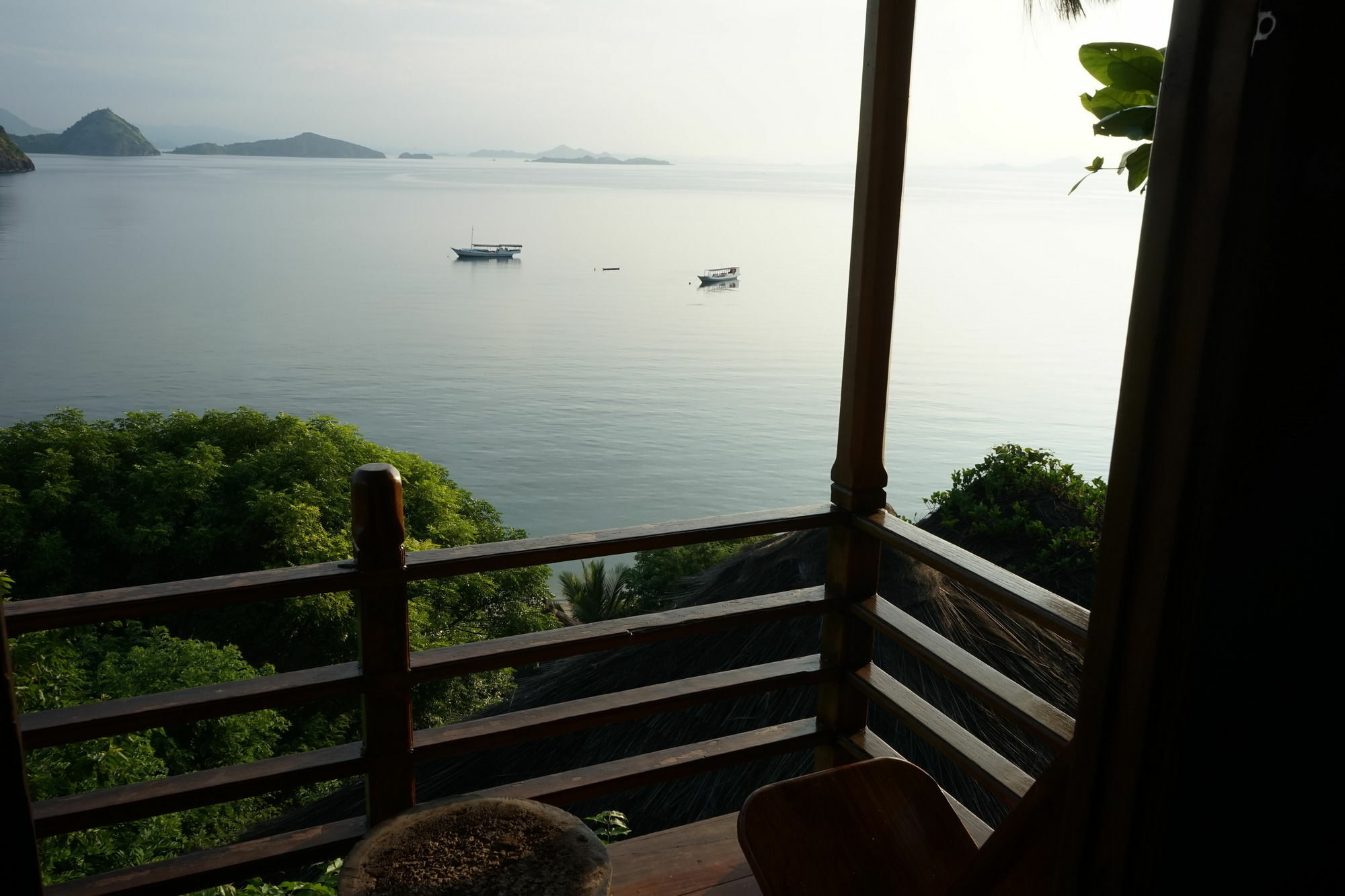 Waecicu Eden Beach Hotel Labuan Bajo Eksteriør bilde